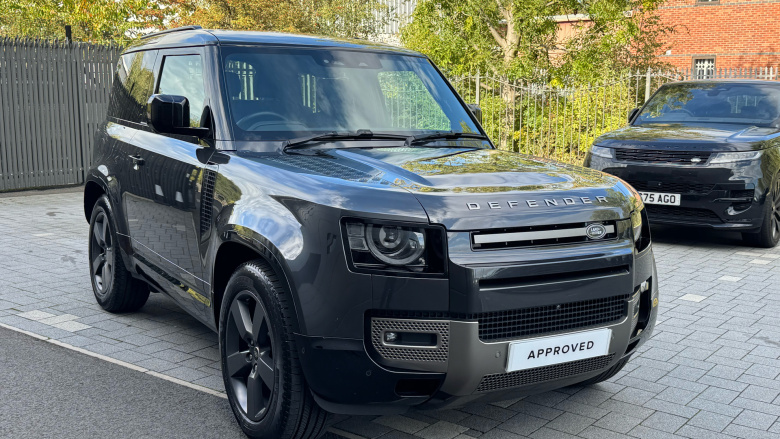 Land Rover Defender 3.0 D250 X-Dynamic HSE 90 3dr Auto Diesel Estate